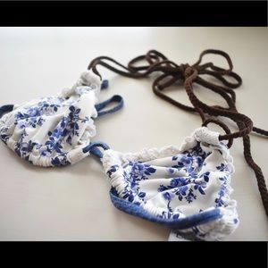 Beach Bunny Swimwear Top Rare XS